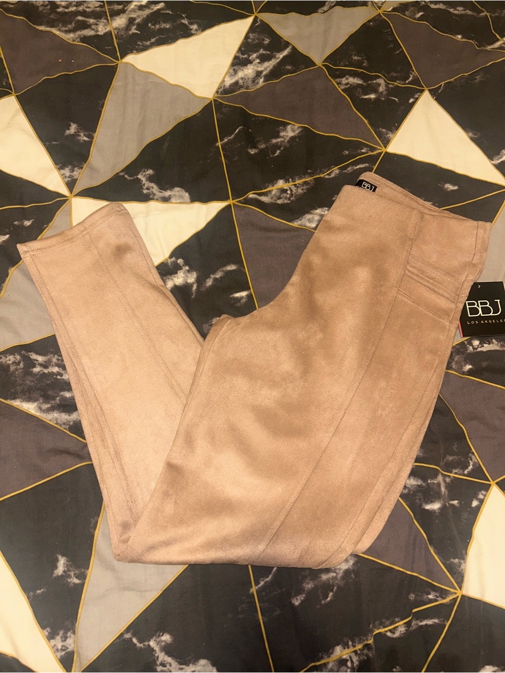 BBJ Los Angeles Women's Tan Suede-Look Cropped Pants